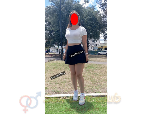 NENA BIEN Bonita Jovencita Calentona Y Hace Un Rico Y Jugoso Oral