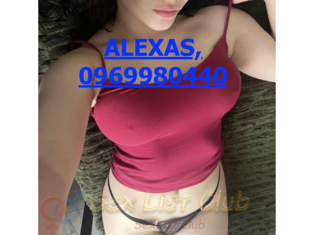 NENITA DE 18 COLEGIALA NORTE DE QUITO