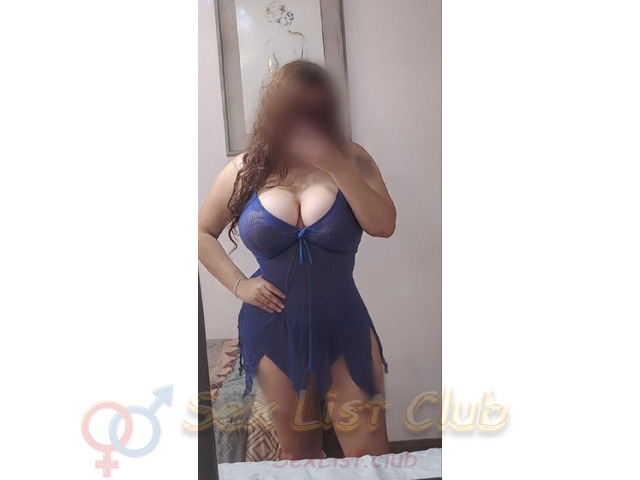 SOY MIA TU DIOSA COMPLACIENTE VEN Y CONOCEME